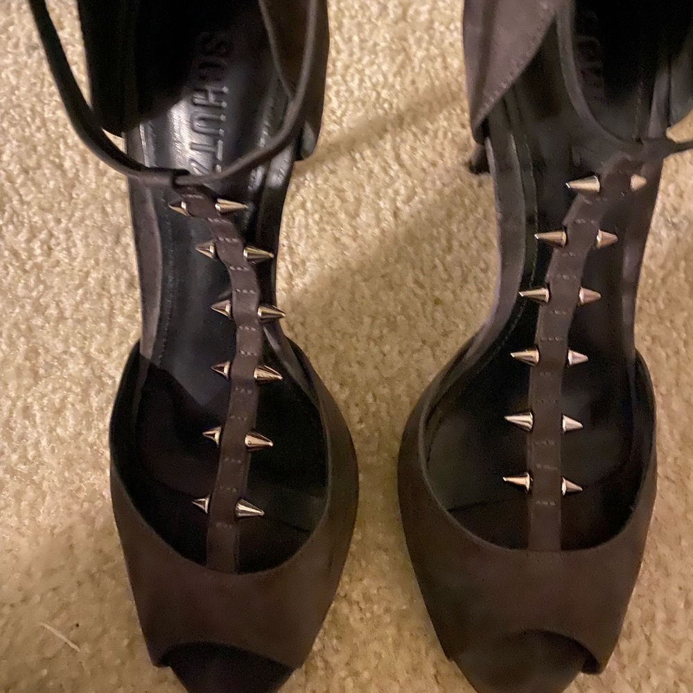 Schutz charcoal grey 4 inch heels